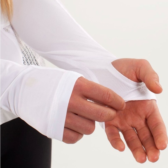 LULULEMON Sun Runner Hybrid Pullover in White, Size 2 - Picture 11 of 12